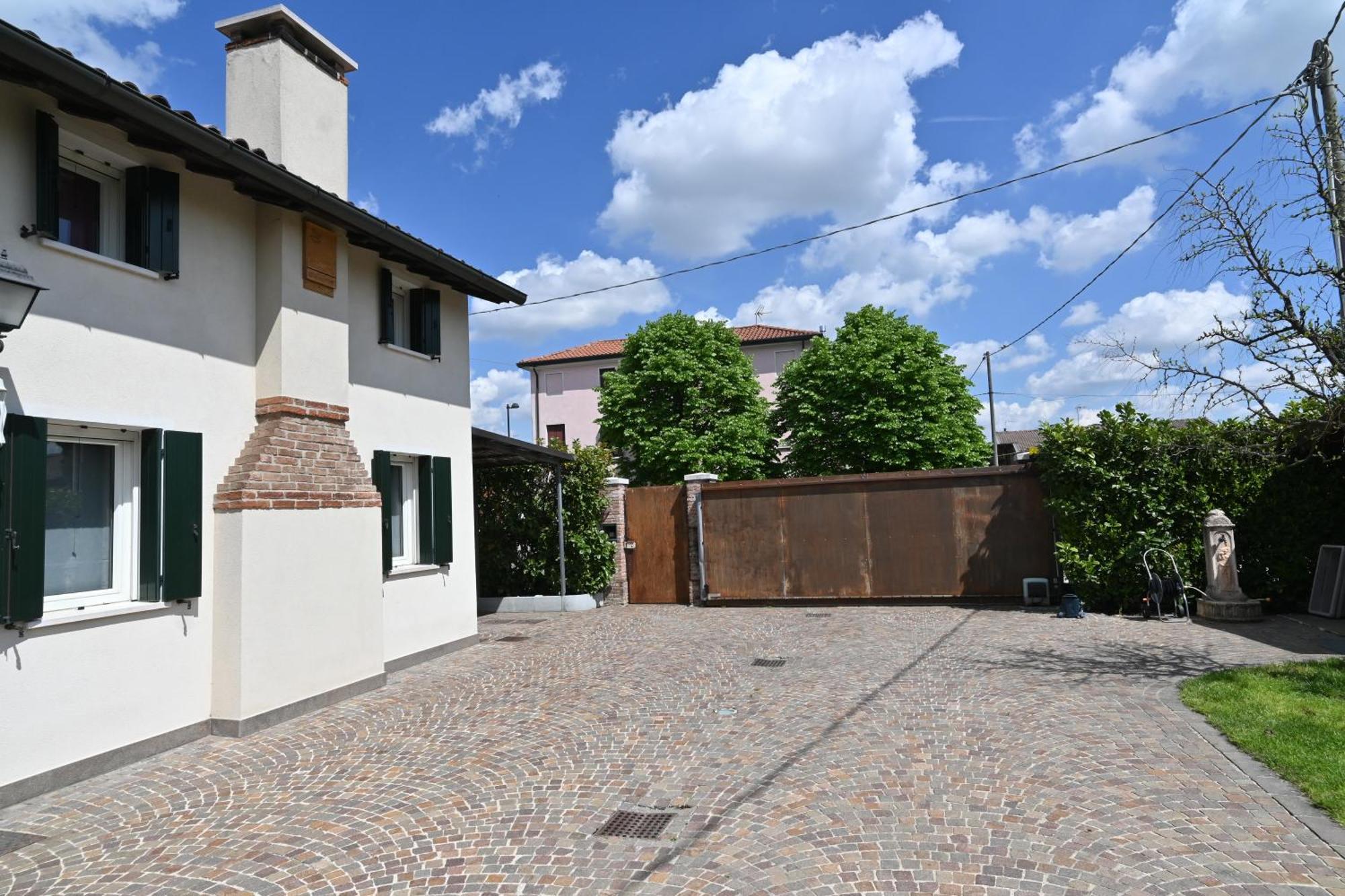 Ca Centosa Artistic House Villa Storica Ristrutturata Con Patio E Giardino Cittadella Exteriér fotografie